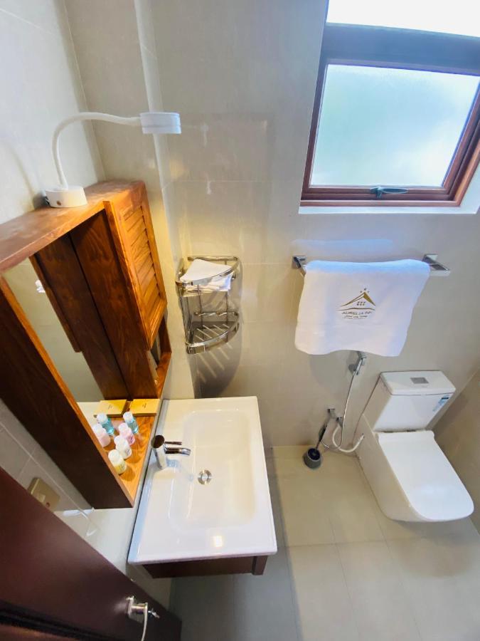 Aurelia Inn Kandy Extérieur photo